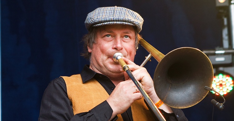 Concert Amsterdam klezmer band ft. Han Bennink & Joris Roelofs in