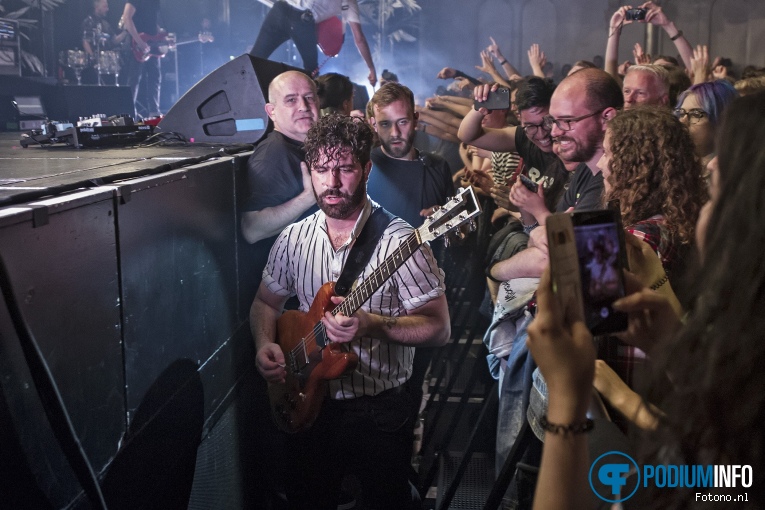 Foals op Foals - 19/05 - Paradiso foto