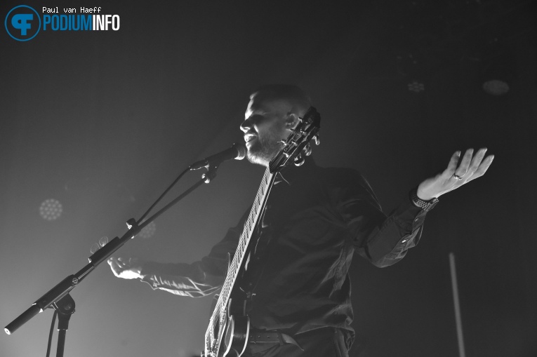 White Lies op White Lies - 18/06 - TivoliVredenburg foto