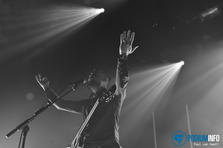 White Lies op White Lies - 18/06 - TivoliVredenburg foto