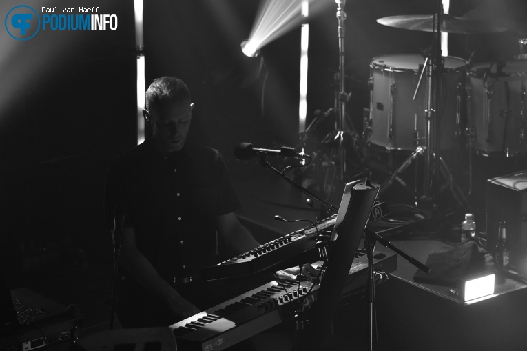 White Lies op White Lies - 18/06 - TivoliVredenburg foto