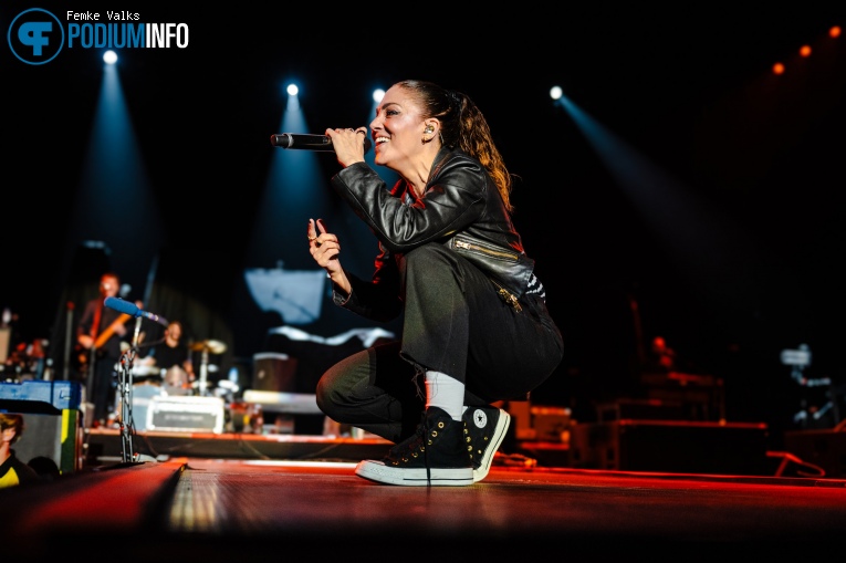 The Interrupters op Green Day - 19/06 - Gelredome foto