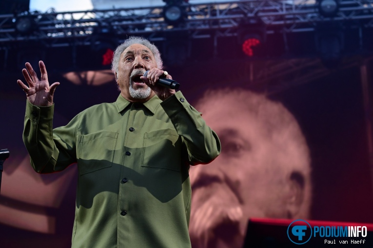 Tom Jones op Tom Jones - 10/07 - Paleis Soestdijk foto