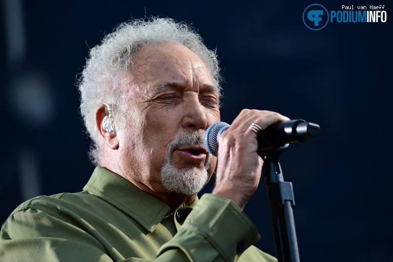 Tom Jones op Tom Jones - 10/07 - Paleis Soestdijk foto