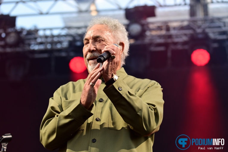 Tom Jones op Tom Jones - 10/07 - Paleis Soestdijk foto