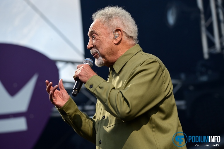 Tom Jones op Tom Jones - 10/07 - Paleis Soestdijk foto