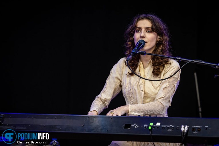 Birdy op Zuiderpark Live: Birdy - 11/07 - Zuiderparktheater foto