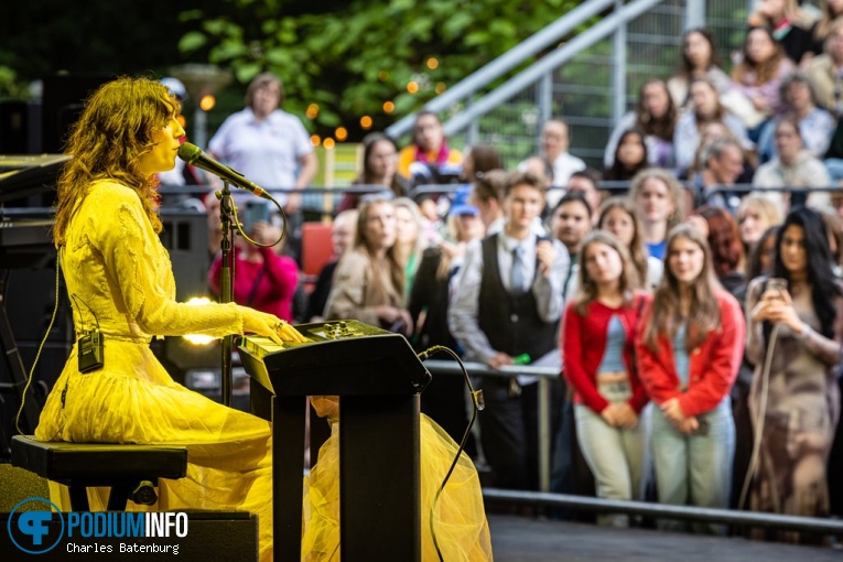 Birdy op Zuiderpark Live: Birdy - 11/07 - Zuiderparktheater foto