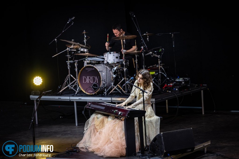 Birdy op Zuiderpark Live: Birdy - 11/07 - Zuiderparktheater foto