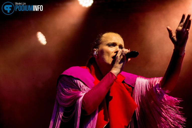 Ane Brun op Ane Brun 03/08 Openluchttheater Goffert foto