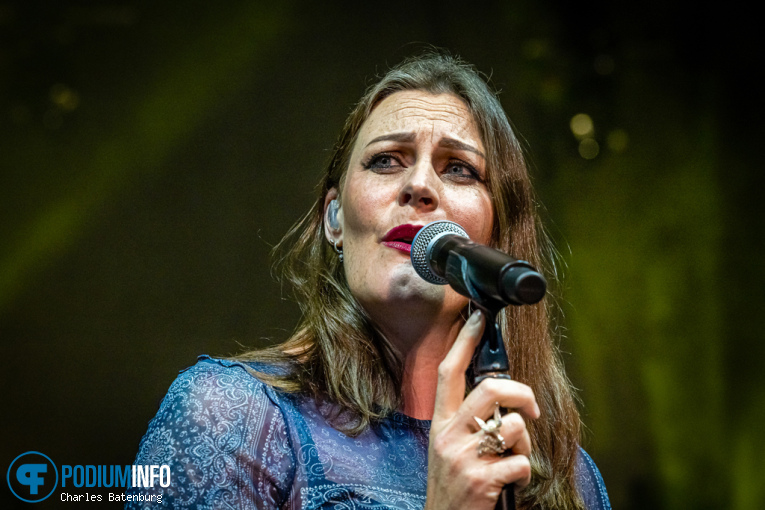 Floor Jansen op Zuiderpark Live: Floor Jansen - 07/09 - Zuiderparktheater foto