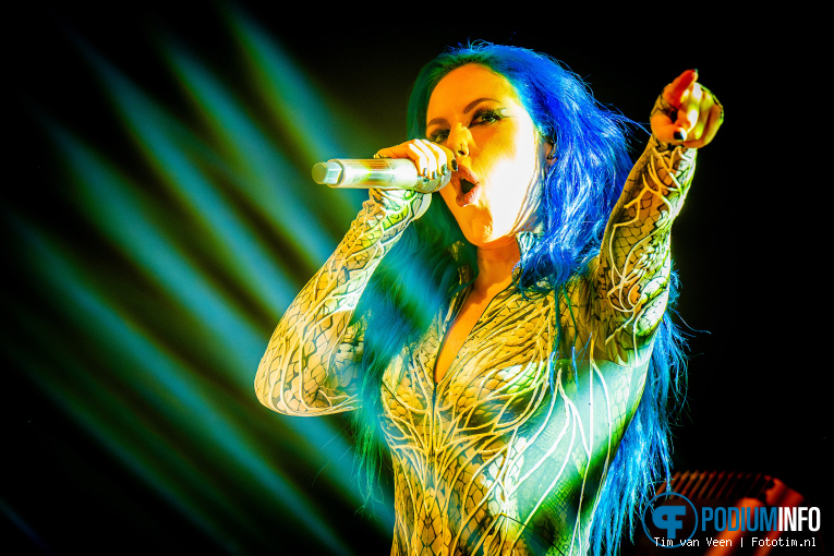 Arch Enemy op Arch Enemy / In Flames - 13/10 - Mainstage foto