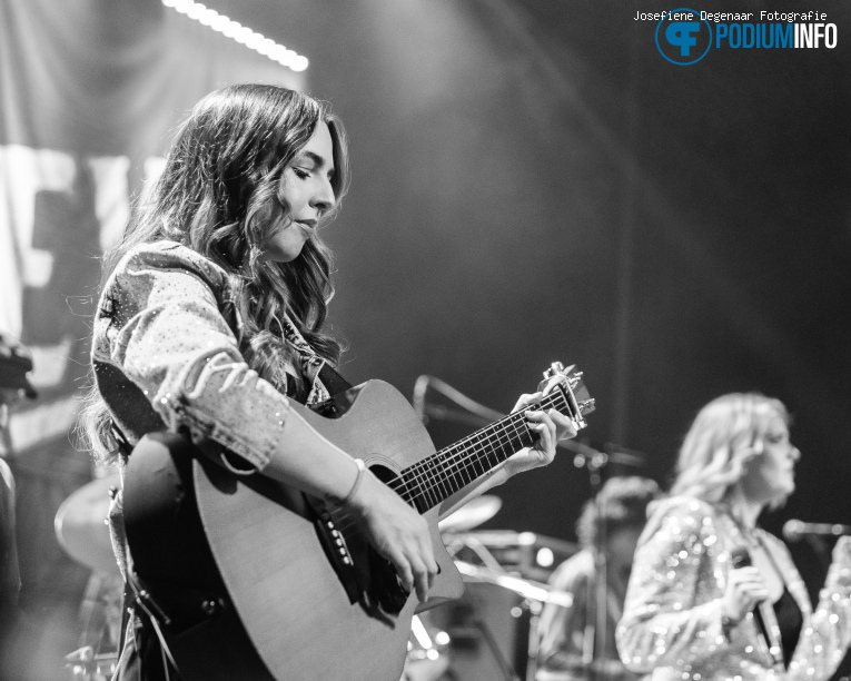 Elles Bailey op Elles Bailey - 20/10 - TivoliVredenburg foto