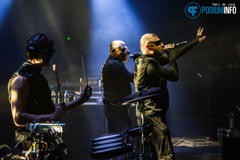 Front 242 op Front 242 - 17/10 - TivoliVredenburg foto