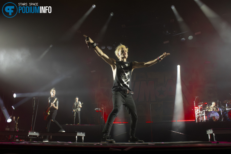 Sum 41 op Sum 41 - 21/10 - Mainstage foto