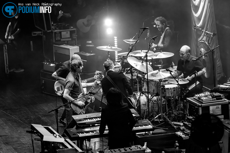 Jason Isbell & The 400 Unit op Jason Isbell & The 400 Unit - 13/11 - TivoliVredenburg foto