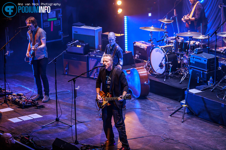 Jason Isbell & The 400 Unit op Jason Isbell & The 400 Unit - 13/11 - TivoliVredenburg foto