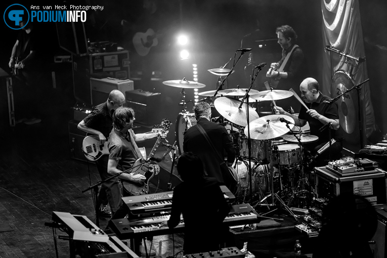 Jason Isbell & The 400 Unit op Jason Isbell & The 400 Unit - 13/11 - TivoliVredenburg foto