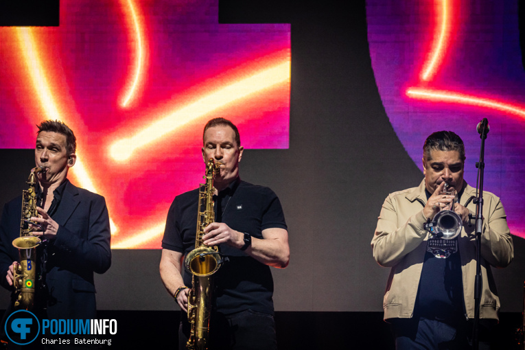 UB40 op UB40: Celebrating 45 Years Of Ub40 - 29/11 - Ziggo Dome foto