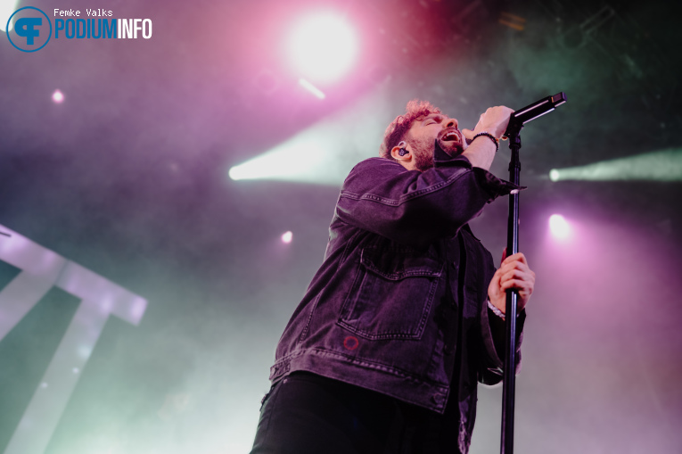 You Me At Six op You Me At Six - Farewell Tour - 02/12 - Effenaar foto