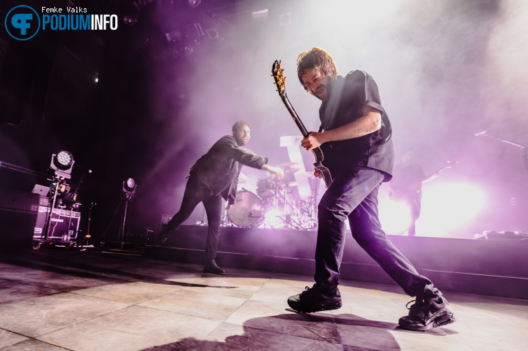 You Me At Six op You Me At Six - Farewell Tour - 02/12 - Effenaar foto