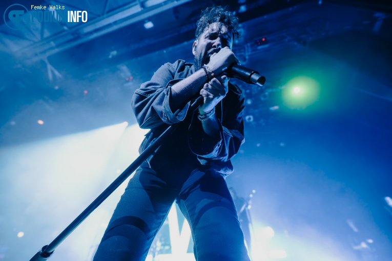 You Me At Six op You Me At Six - Farewell Tour - 02/12 - Effenaar foto