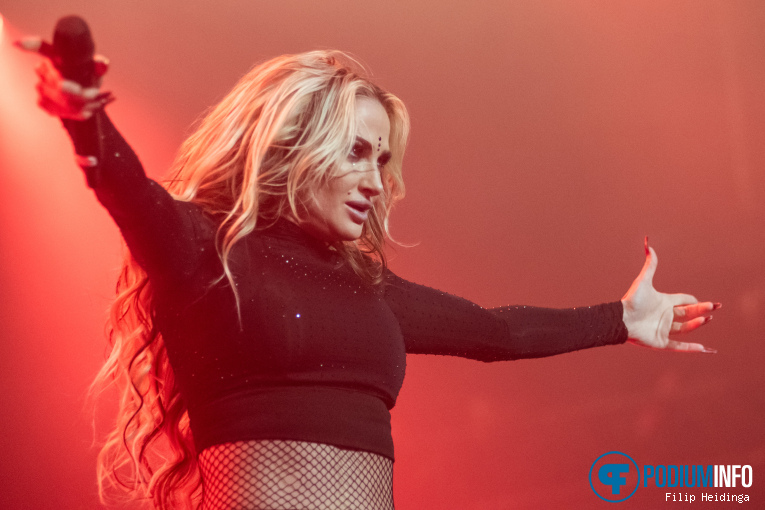 Butcher Babies op Cradle Of Filth - 05/12 - Melkweg foto