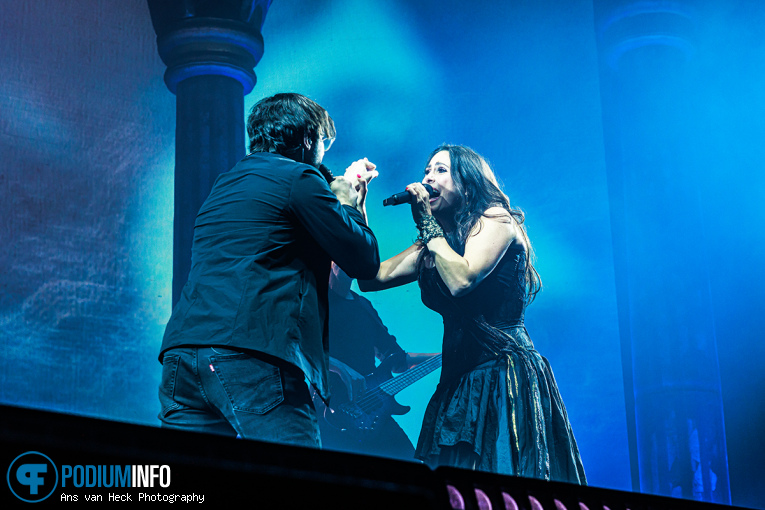 Within Temptation op Within Temptation - 06/12 - Ziggo Dome foto