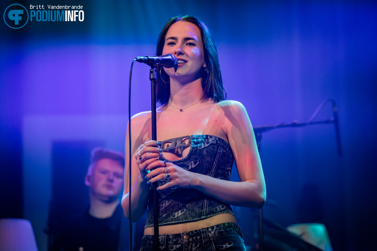 Jet van der Steen op MEAU - 08/12 - Effenaar foto