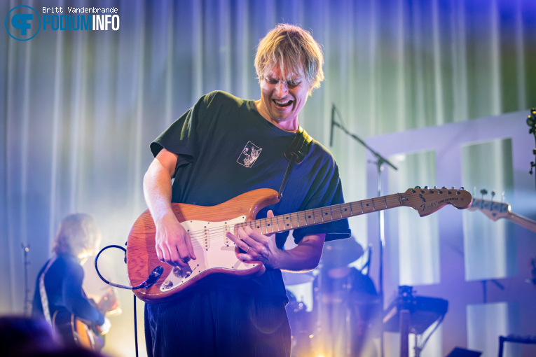 MEAU op MEAU - 08/12 - Effenaar foto