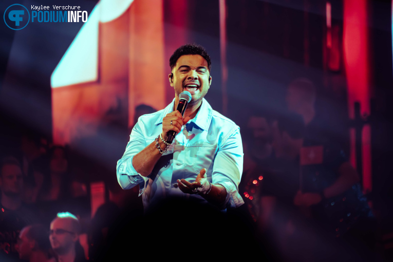 Guy Sebastian op Het Grote Songfestivalfeest - 12/12 - Ziggo Dome foto