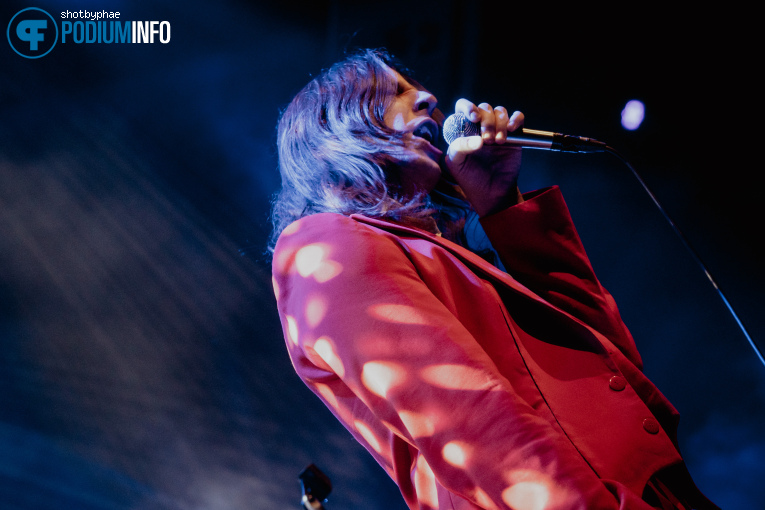 Ivan & The Parazol  op The Vices - 13/12 - TivoliVredenburg foto