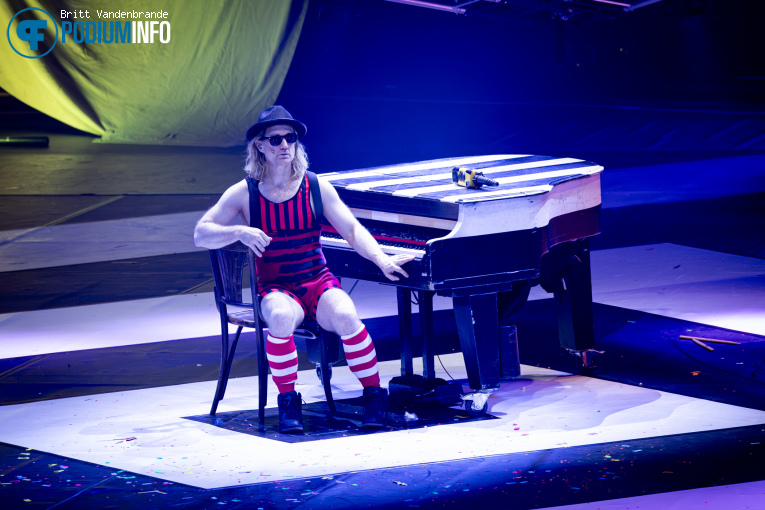 Ashton Brothers op Ashton Brothers - Het eerste Kerstcircus - 28/12 - Ahoy foto