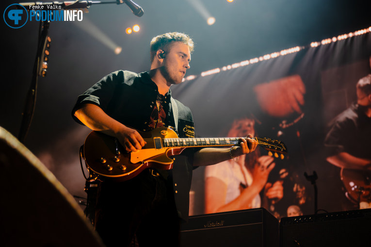 Sam Fender op Sam Fender - 05/03 - 013 foto