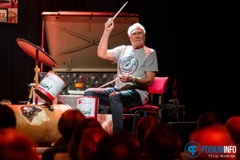 Cesar Zuiderwijk op Cesar Zuiderwijk - De Naakte Waarheid - 09/03 - TivoliVredenburg foto