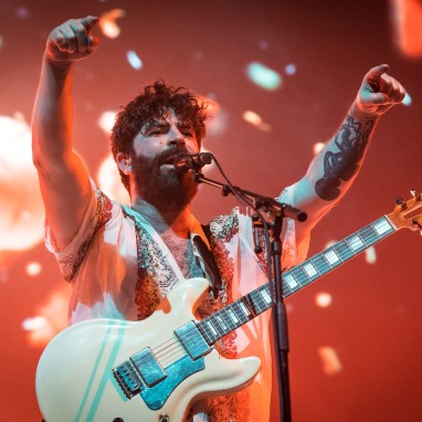 review: Foals - 15/05 - AFAS Live Foals