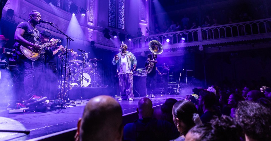 Bekijk de The Roots - 29/07 - Paradiso foto's