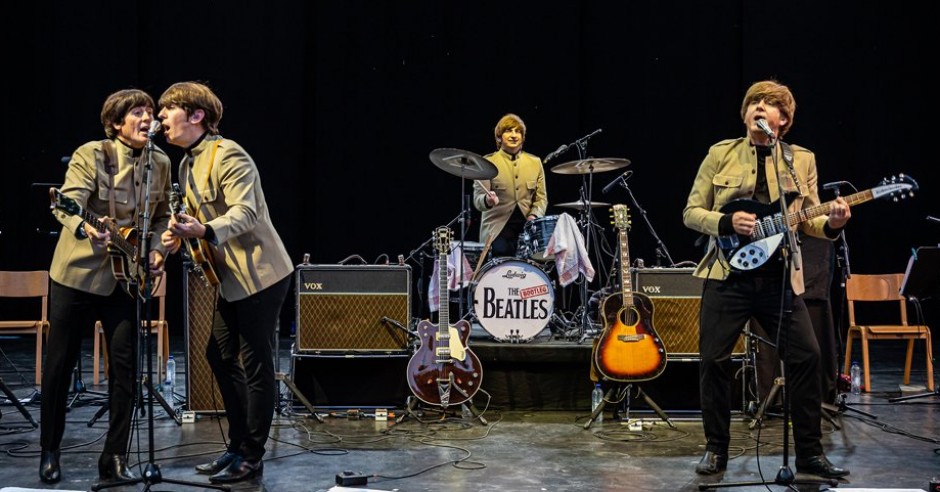 Bekijk de Zuiderpark Live: The Bootleg Beatles - 21/08 - Zuiderparktheater foto's